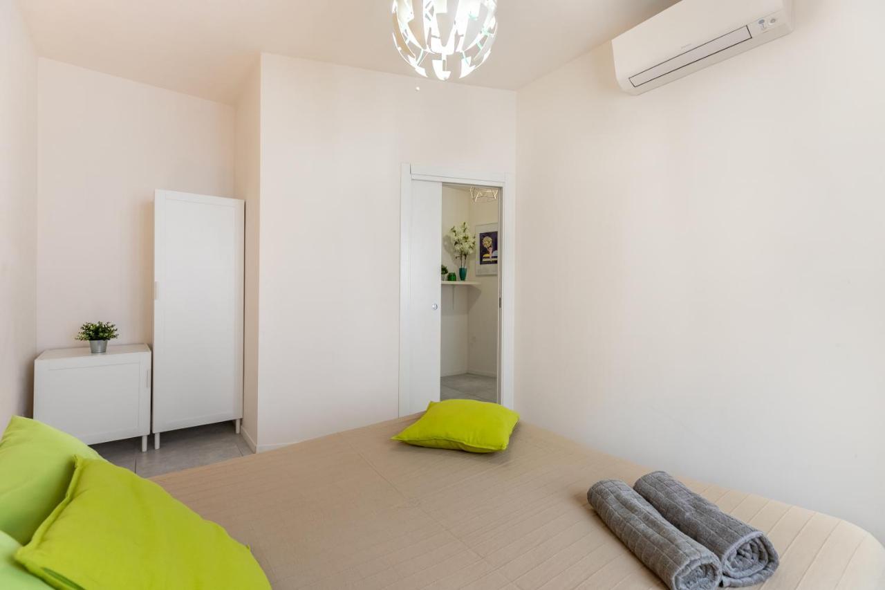 Appartamento Sempione 1 - Affitti Brevi Italia ミラノ エクステリア 写真