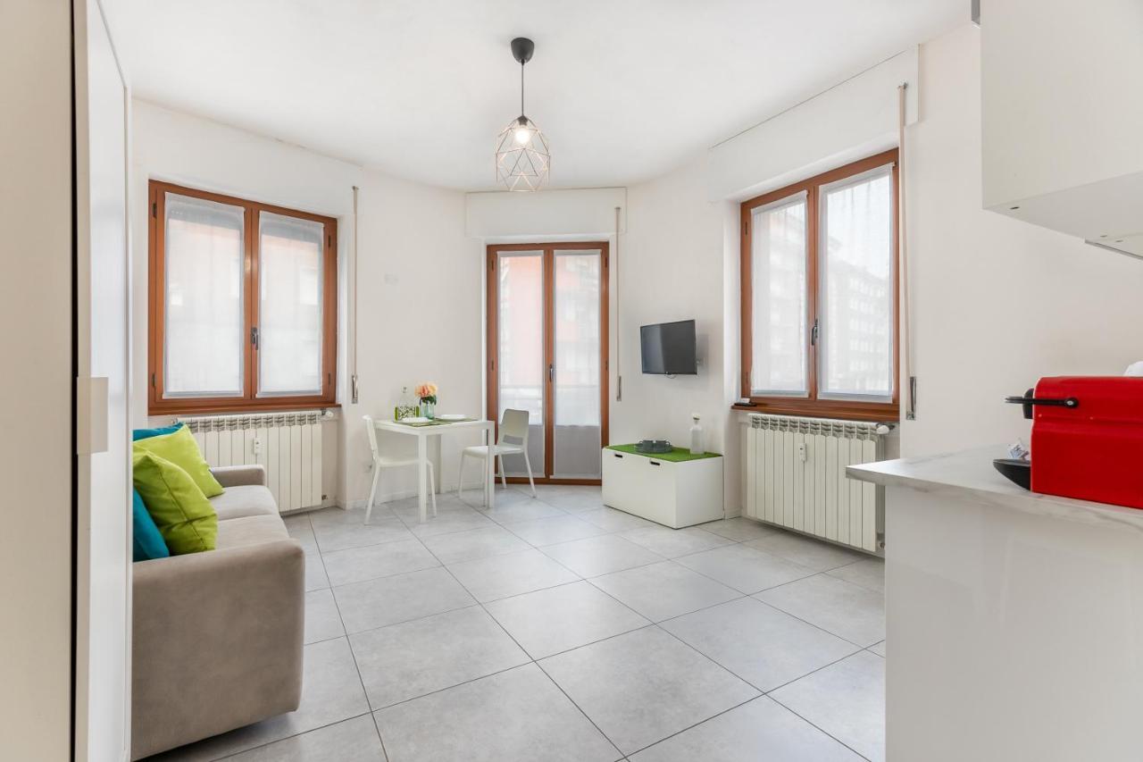 Appartamento Sempione 1 - Affitti Brevi Italia ミラノ エクステリア 写真